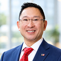 Dr. Alexander Shin