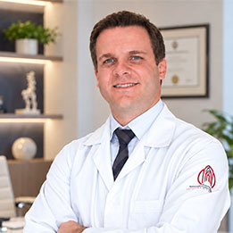 Dr. Nelson Astur